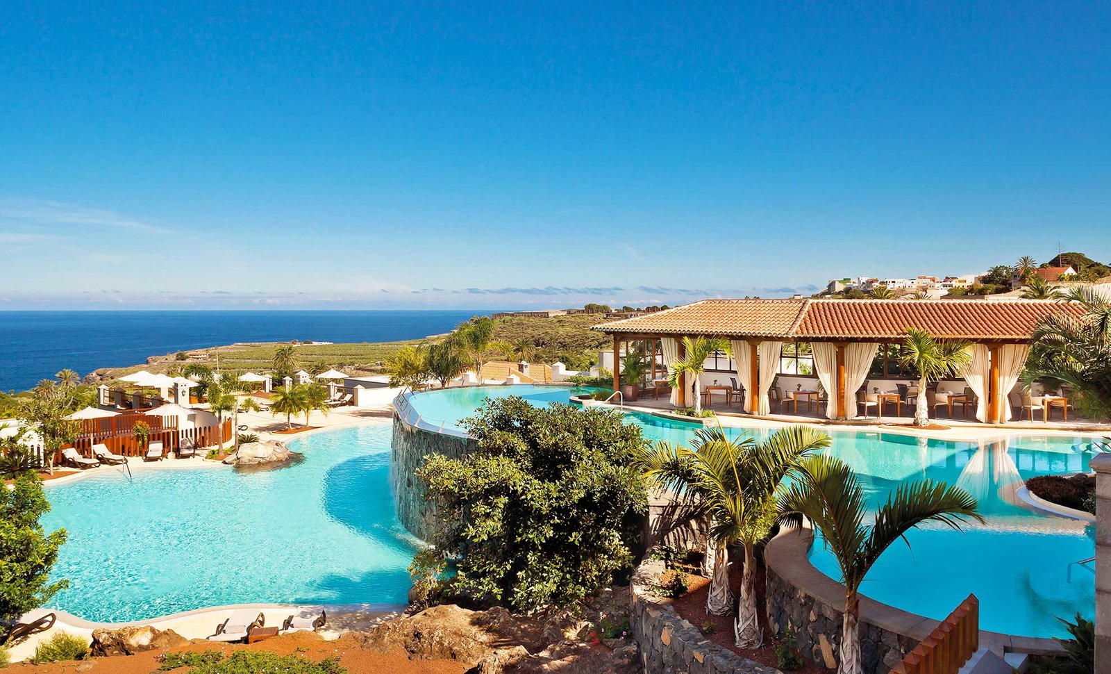 Europe-Luxury-Holiday-Banner